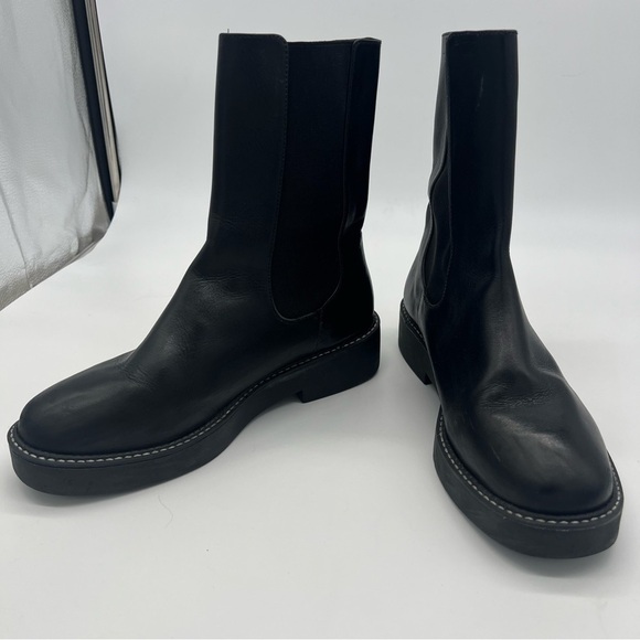 Schutz Kasey Leather Black Pull On Round Toe Chelsea Boots Womens Size 10 - Picture 4 of 9